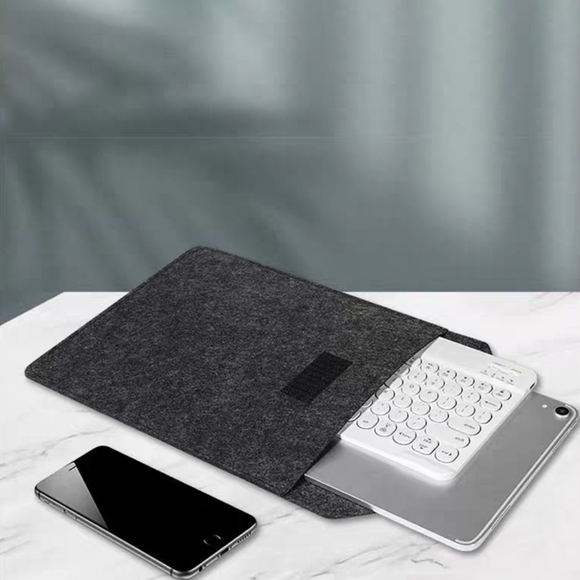 💮3/$20💮 Felt iPad 9.7" Protective Sleeve Cover - Picture 1 of 4